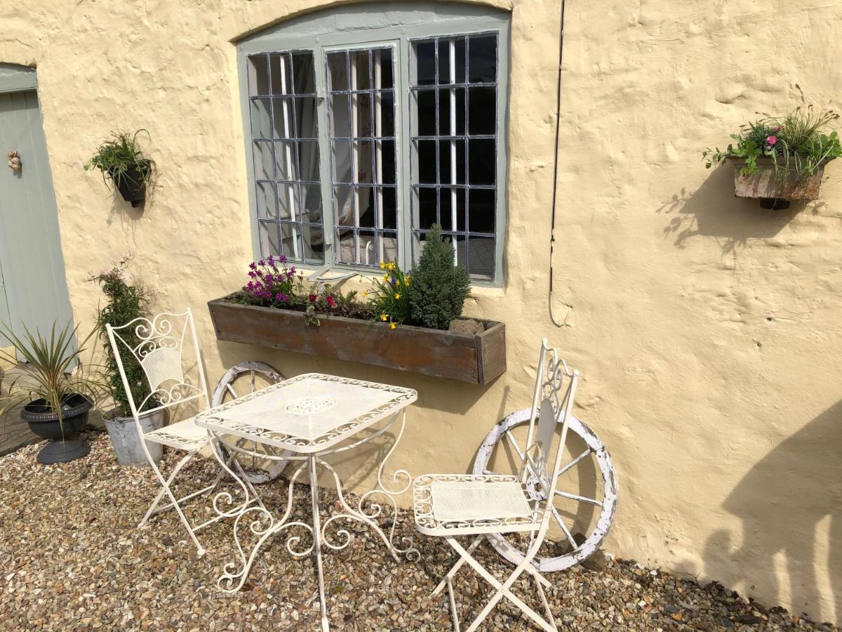 Old Mutlow Cottage Longhope Exterior foto